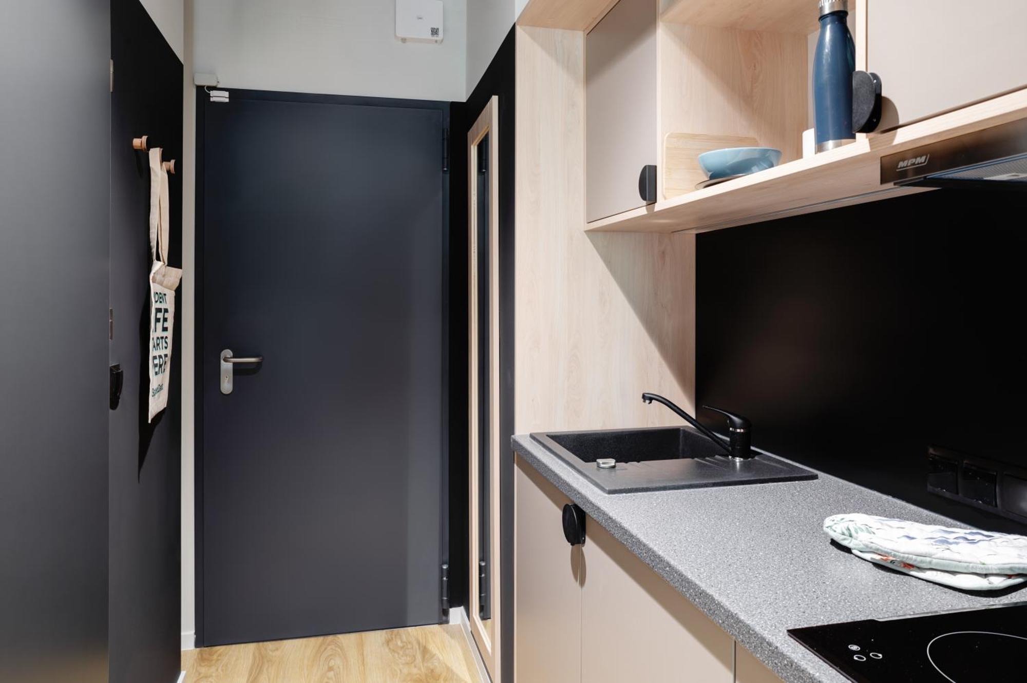 Chillout Dorm Warszawa Aparthotel Kültér fotó