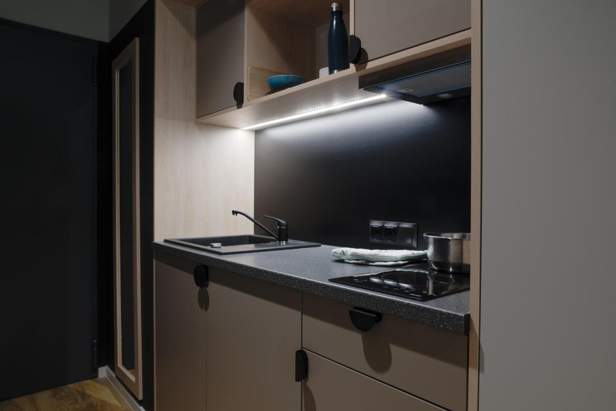 Chillout Dorm Warszawa Aparthotel Kültér fotó